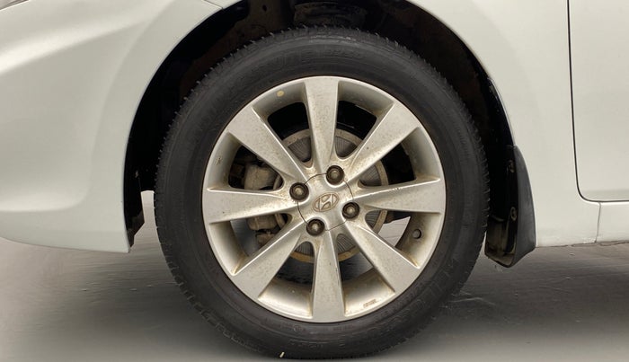 2013 Hyundai Verna FLUIDIC 1.6 SX VTVT, Petrol, Manual, 89,170 km, Left Front Wheel