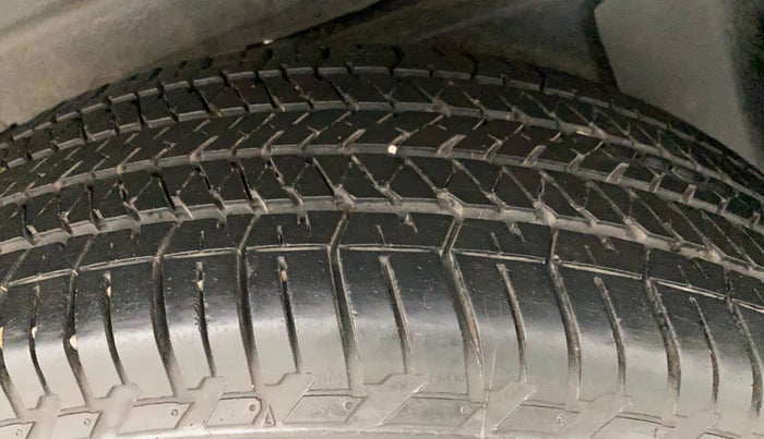 2021 Mahindra Scorpio S5, Diesel, Manual, 29,793 km, Right Rear Tyre Tread