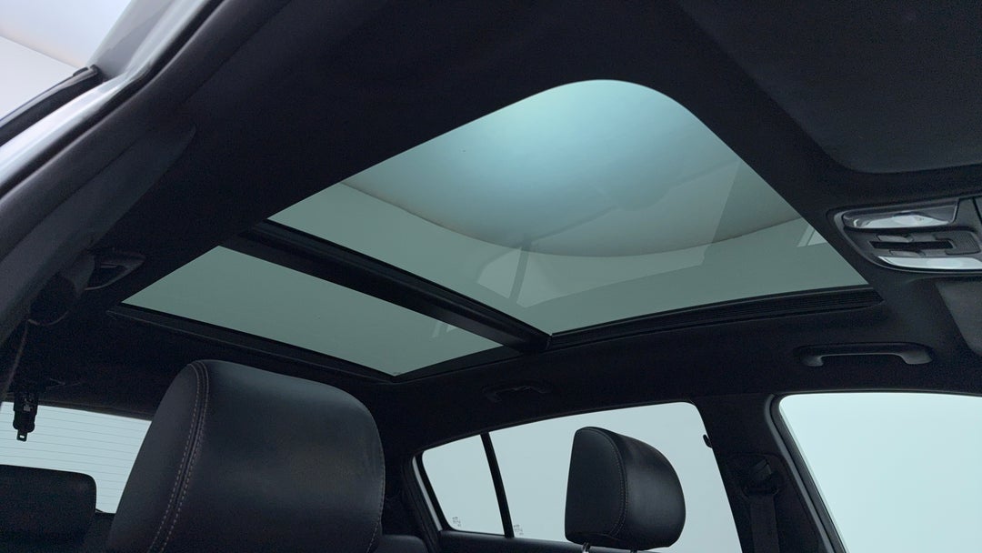 Interior Sunroof/Moonroof