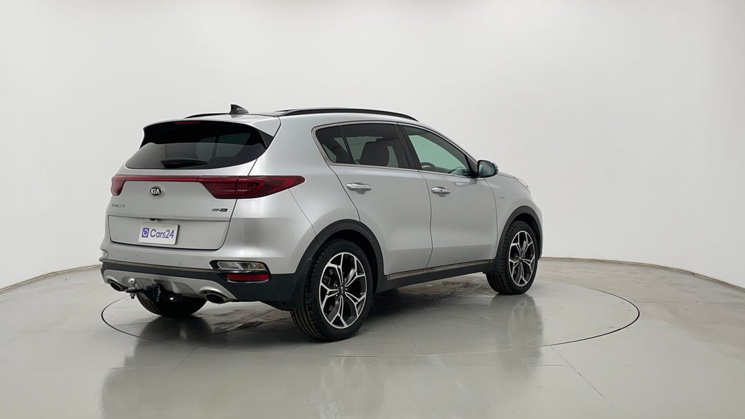 Right Back Diagonal (45- Degree) View