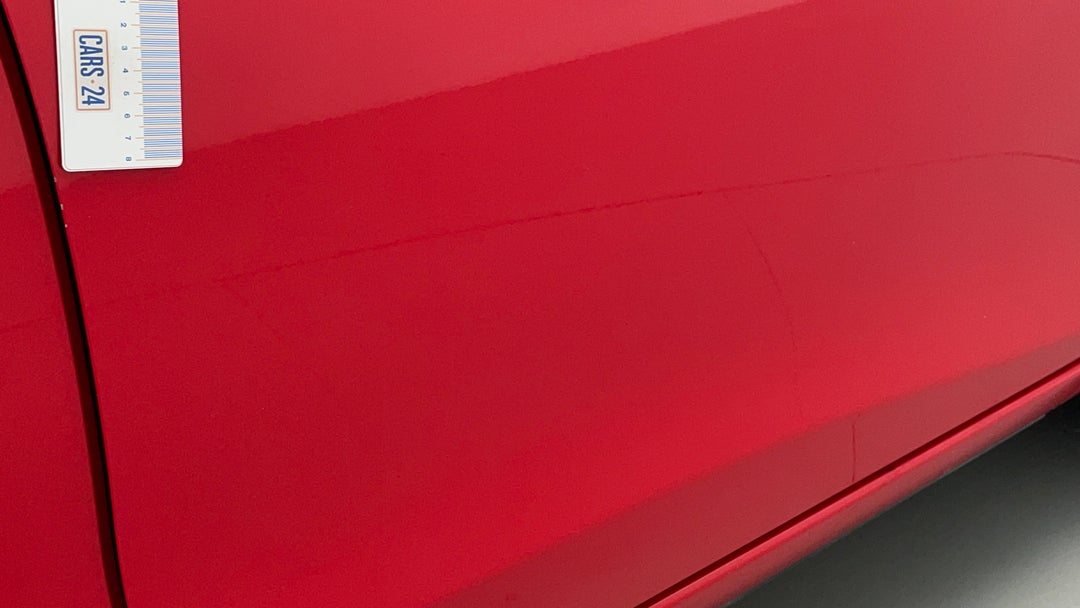 2019 Toyota Yaris Ascent, Automatic, 115983 km, Doors Front RHS Dent