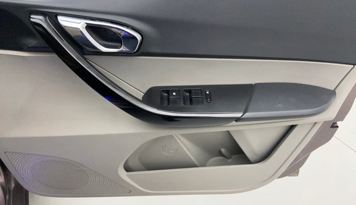 2018 Tata Tiago XZ 1.2 REVOTRON, Petrol, Manual, 45,826 km, Driver Side Door Panels Control