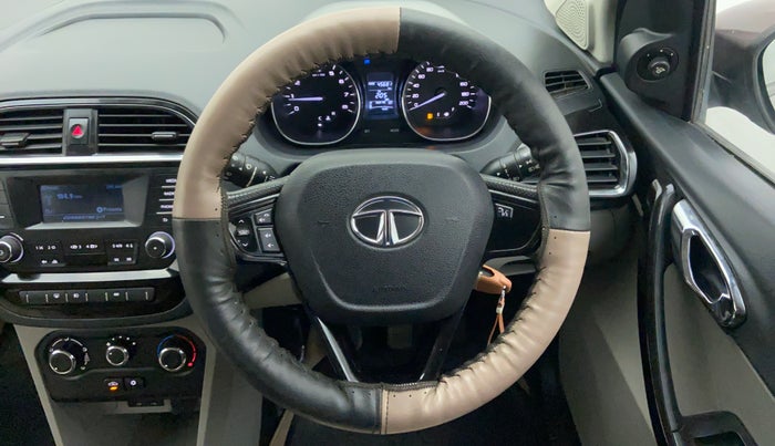 2018 Tata Tiago XZ 1.2 REVOTRON, Petrol, Manual, 45,826 km, Steering Wheel Close Up