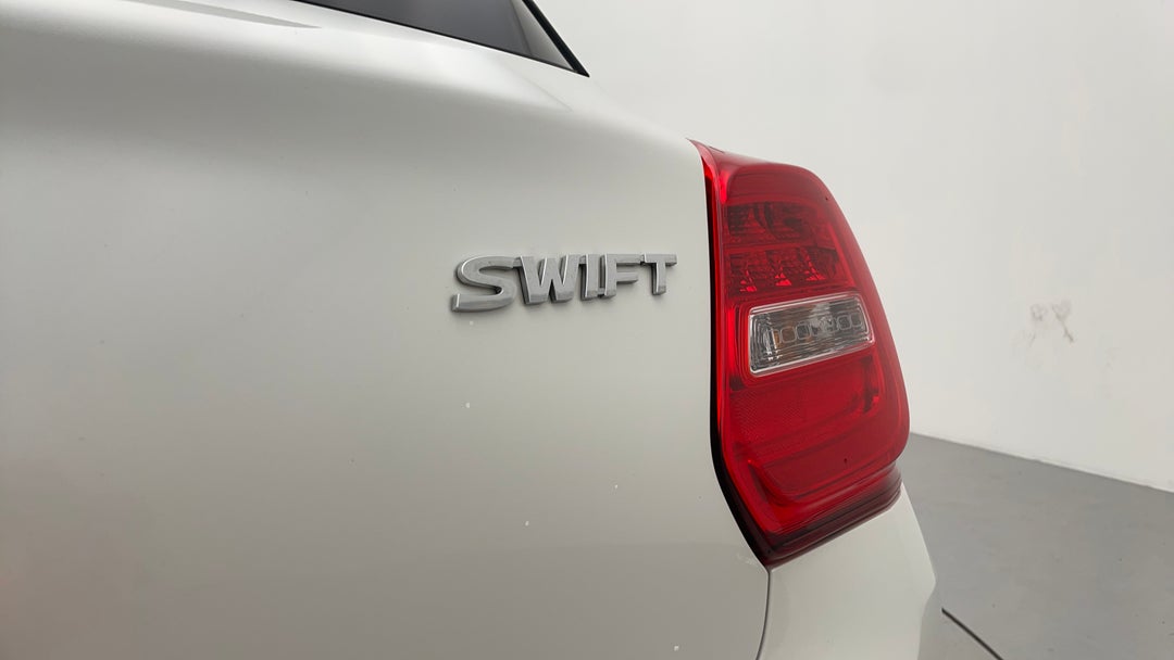 Badge (Boot Right Side)