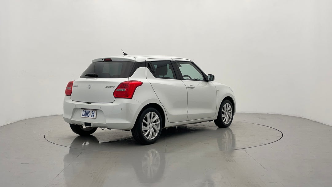 Right Back Diagonal (45- Degree) View