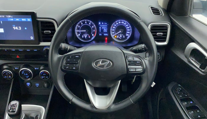 2020 Hyundai VENUE SX 1.0 TURBO IMT, Petrol, Manual, 70,644 km, Steering Wheel Close Up