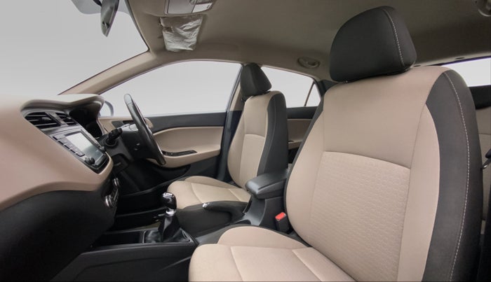 2016 Hyundai Elite i20 ASTA 1.2 (O), Petrol, Manual, 44,614 km, Right Side Front Door Cabin