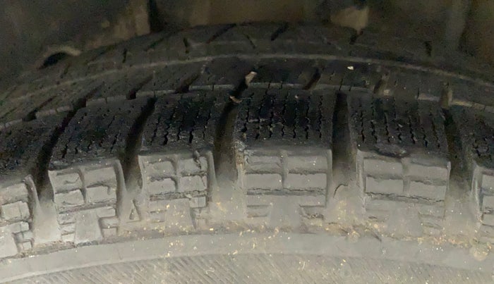 2017 Tata Tiago XZ PETROL, Petrol, Manual, 66,997 km, Left Rear Tyre Tread
