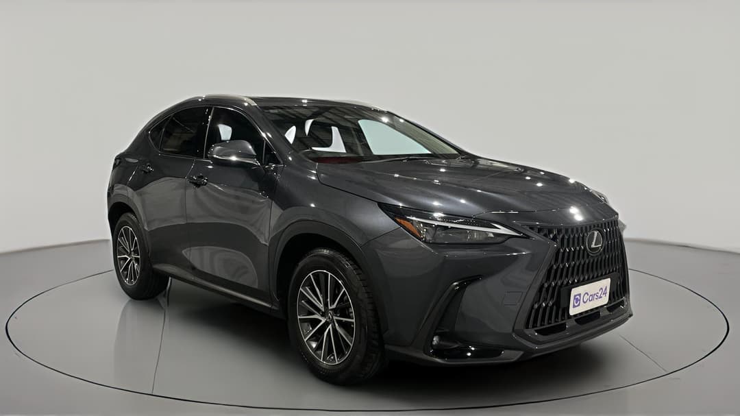 2023 Lexus Nx350h Luxury Hybrid AWD, Automatic, 21955 km, Right Front Diagonal (45- Degree) View