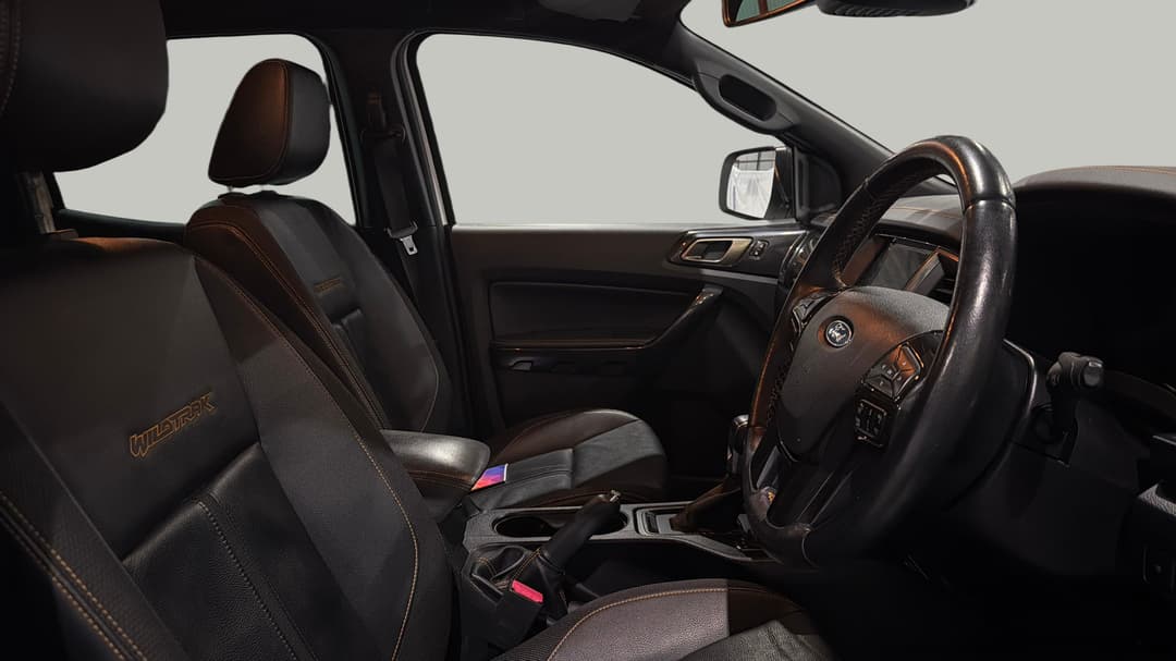 2021 Ford Ranger Wildtrak 2.0 (4x4), Automatic, 45967 km, Right Side Front Door Cabin View