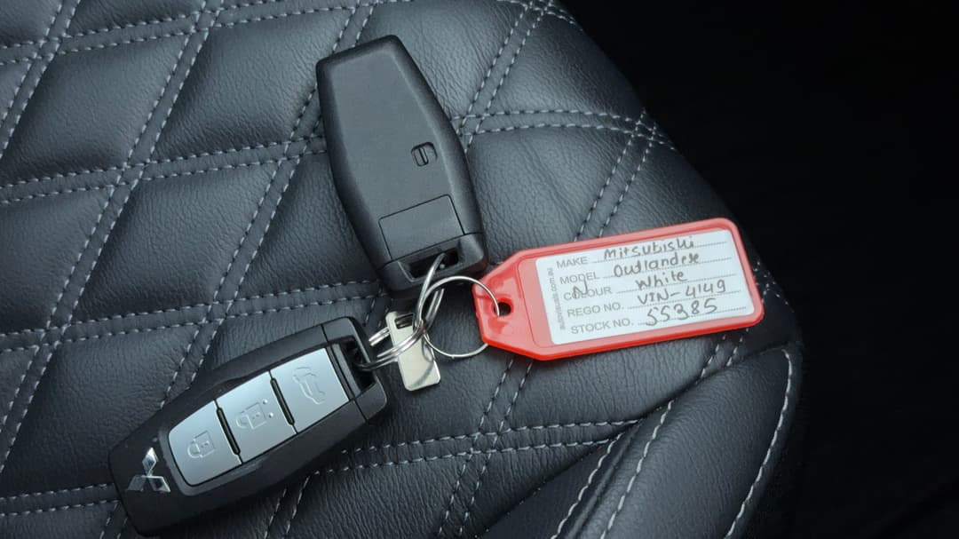 2024 Mitsubishi Outlander Phev Exceed 5+2 Seat (AWD), Automatic, 28953 km, Key Close-up