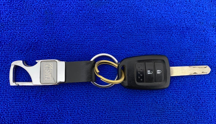 2018 Honda Jazz 1.2L I-VTEC V, Petrol, Manual, 30,175 km, Key Close Up