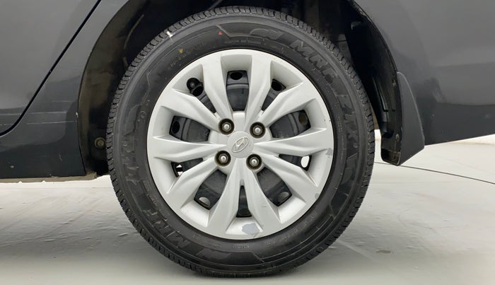 2019 Hyundai Verna 1.4 CRDi EX MT, Diesel, Manual, 56,943 km, Left Rear Wheel