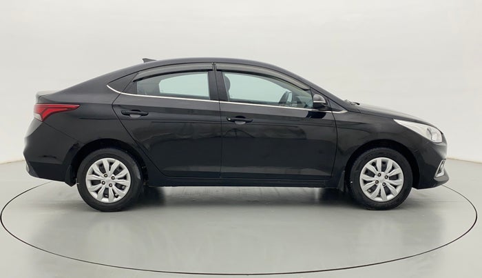 2019 Hyundai Verna 1.4 CRDi EX MT, Diesel, Manual, 56,943 km, Right Side View