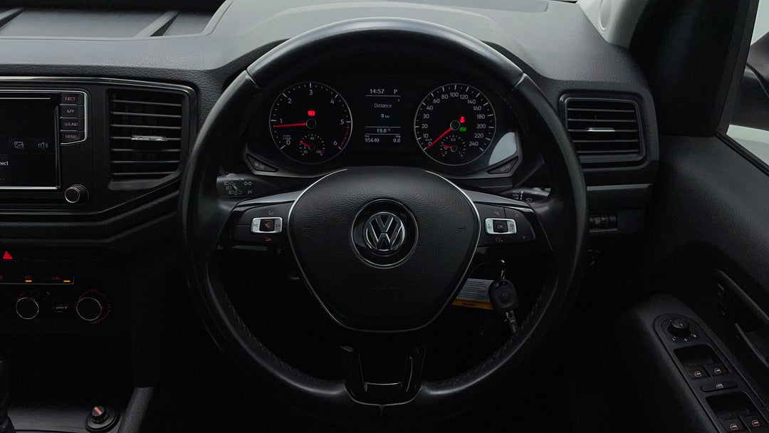 2018 Volkswagen Amarok Tdi420 Core Edition (4x4), Automatic, 95640 km, Steering Wheel Close-up