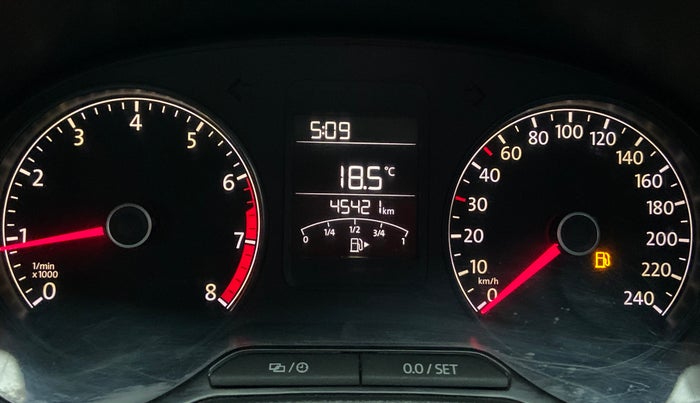 2017 Volkswagen Polo COMFORTLINE 1.2L PETROL, Petrol, Manual, 45,477 km, Odometer Image
