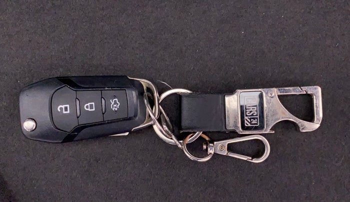2017 Ford New Figo 1.2 TITANIUM, Petrol, Manual, 30,657 km, Key Close-up