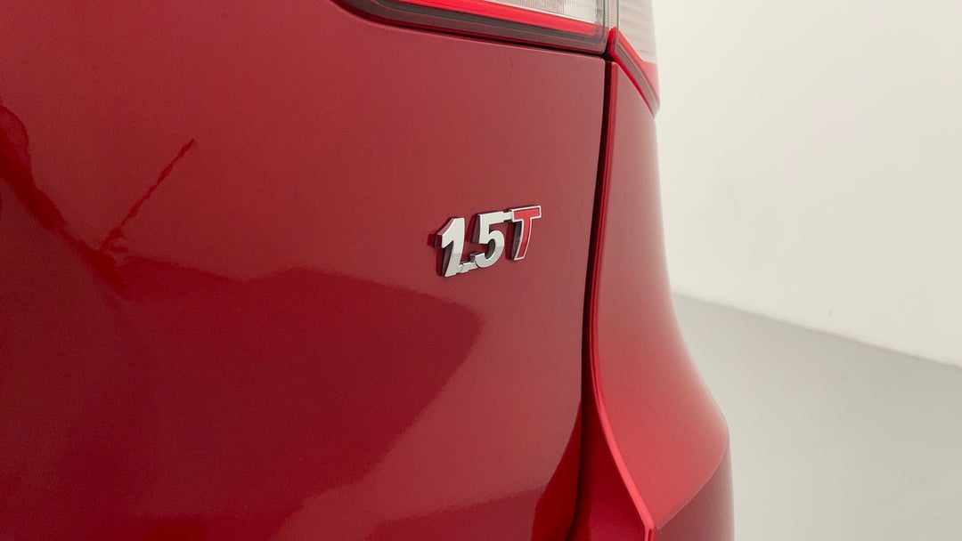 Badge (Boot Right Side)