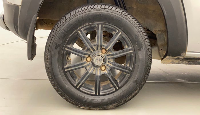 2018 Renault Kwid RXT 0.8, Petrol, Manual, 35,966 km, Right Rear Wheel