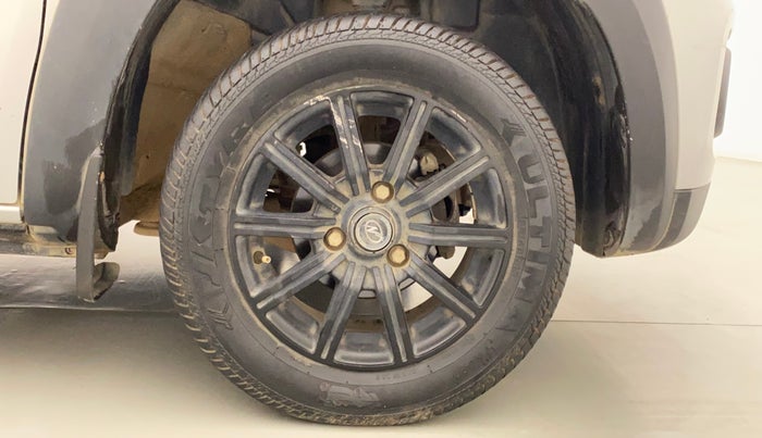 2018 Renault Kwid RXT 0.8, Petrol, Manual, 35,966 km, Right Front Wheel
