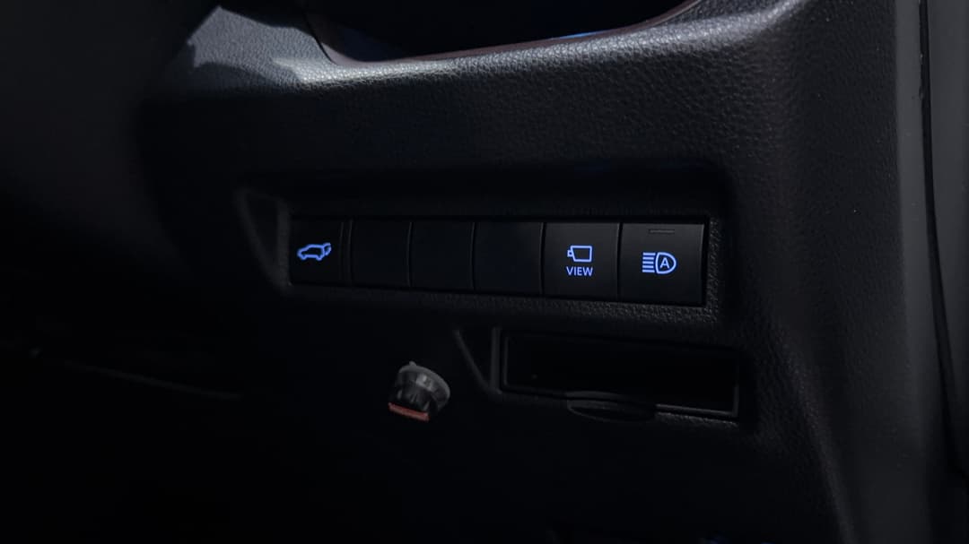 2020 Toyota RAV4 Cruiser (AWD) Hybrid, Automatic, 101391 km, Utility Switches/Buttons