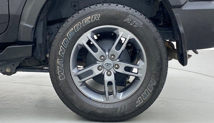 2021 Mahindra Thar LX  P 4WD AT CONVERTIBLE, Petrol, Automatic, 21,143 km, Left Rear Wheel