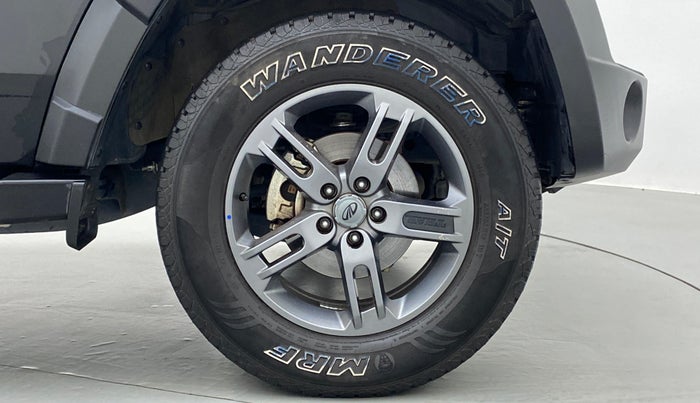 2021 Mahindra Thar LX  P 4WD AT CONVERTIBLE, Petrol, Automatic, 21,143 km, Right Front Wheel