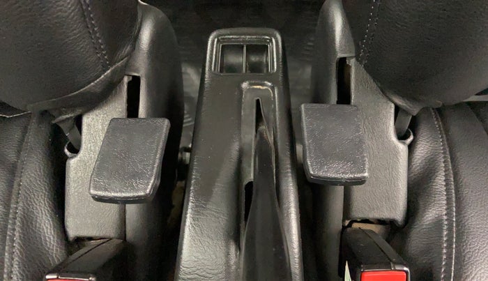 2019 Maruti Eeco 5 STR WITH AC PLUSHTR, Petrol, Manual, 29,216 km, Driver Side Adjustment Panel