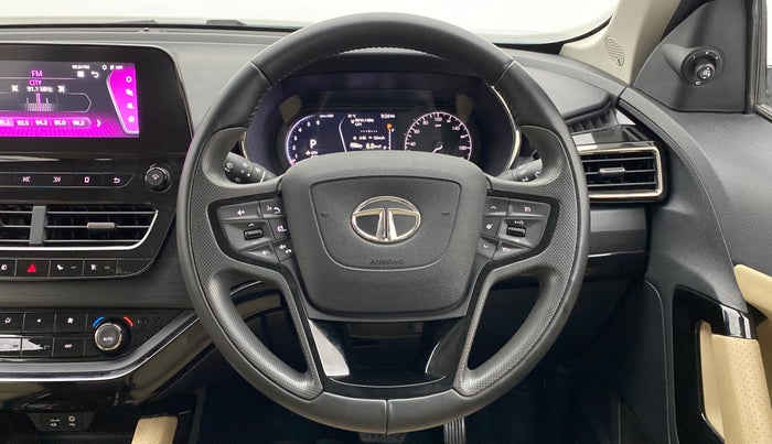 2021 Tata Safari XZA+  KRYOTEC, Diesel, Automatic, 16,784 km, Steering Wheel Close Up