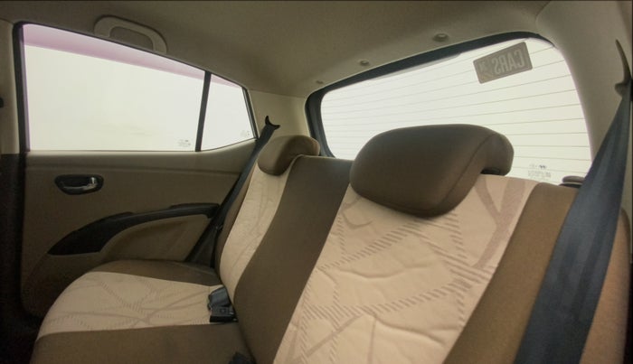 2011 Hyundai i10 SPORTZ 1.2, Petrol, Manual, 55,971 km, Right Side Rear Door Cabin