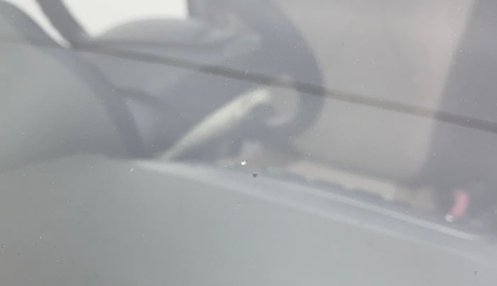 2011 Hyundai i10 SPORTZ 1.2, Petrol, Manual, 55,971 km, Front windshield - Minor spot on windshield