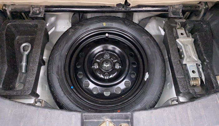 2013 Maruti Wagon R Stingray VXI, Petrol, Manual, 77,850 km, Spare Tyre