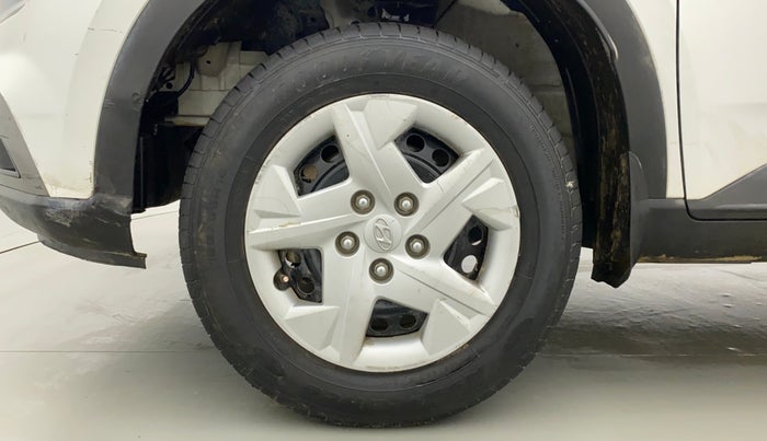 2020 Hyundai VENUE S 1.2, Petrol, Manual, 37,954 km, Left Front Wheel