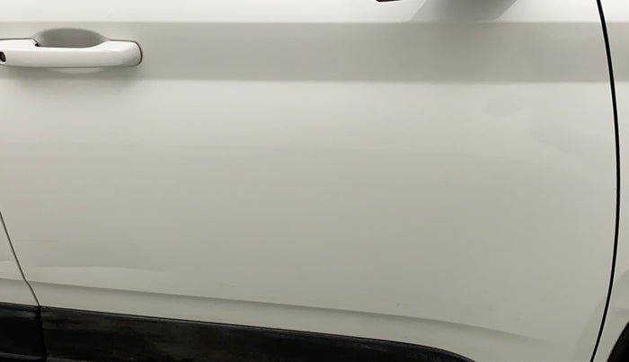 2020 Hyundai VENUE S 1.2, Petrol, Manual, 37,954 km, Driver-side door - Minor scratches