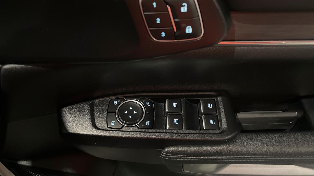 2024 Ford Everest Sport (4WD), Automatic, 34809 km, Drivers Side Door Panel Controls