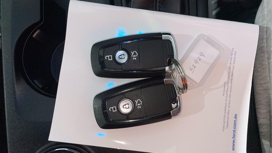 2024 Ford Everest Sport (4WD), Automatic, 34809 km, Key Close-up