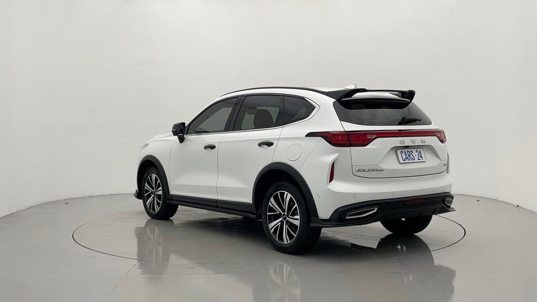 Left Back Diagonal (45- Degree) View