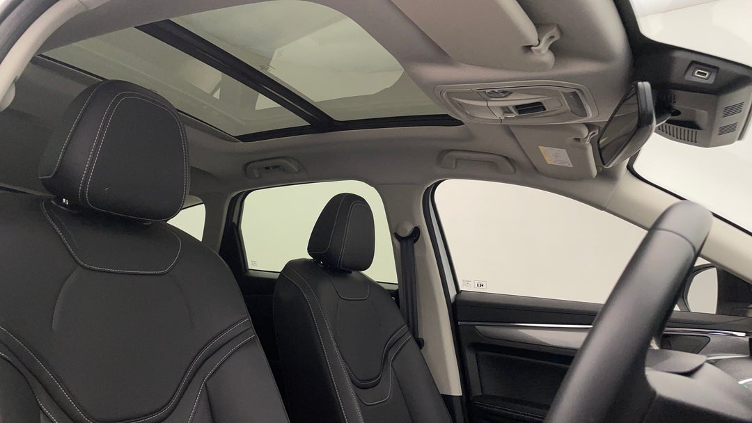 Interior Sunroof/Moonroof
