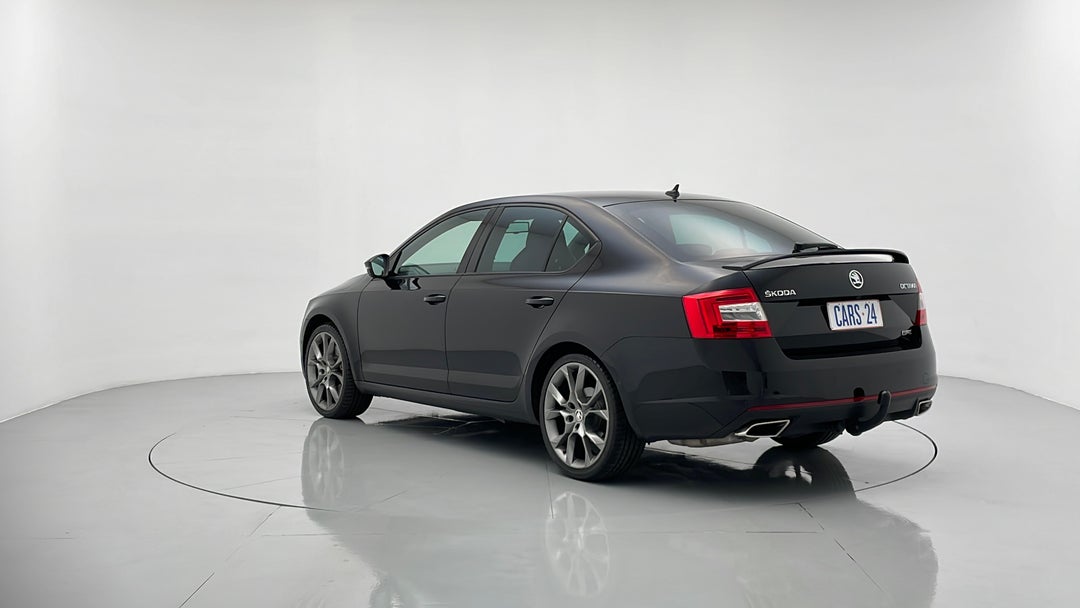 Left Back Diagonal (45- Degree) View