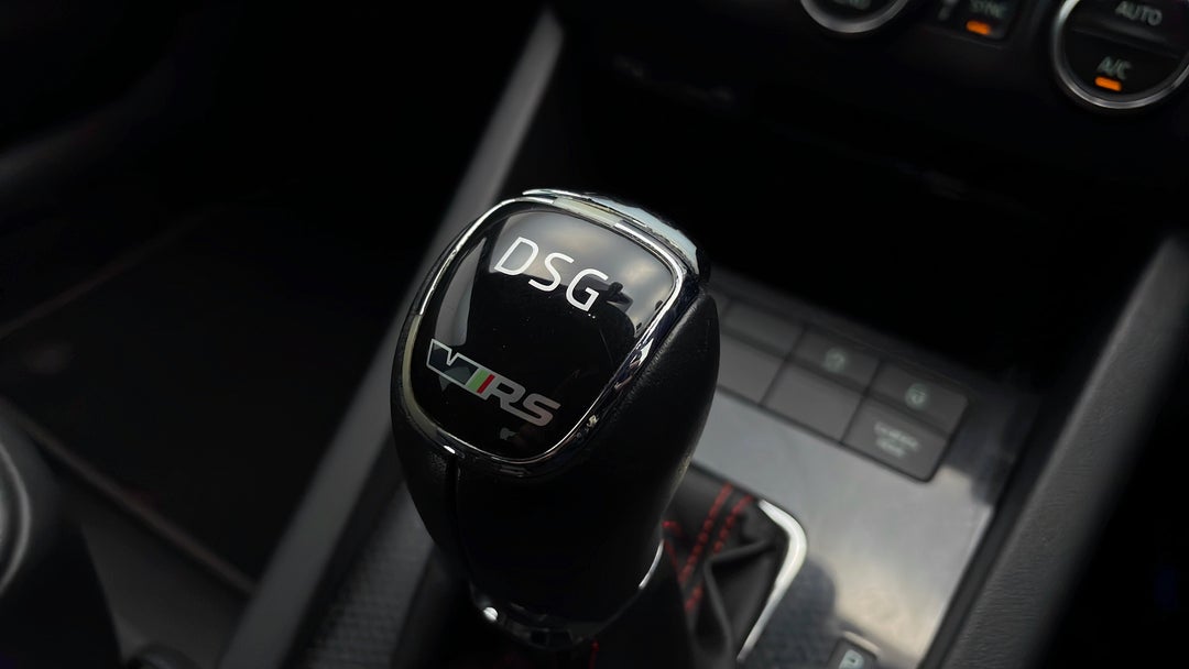Gear Lever Knob Wear