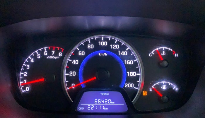 2016 Hyundai Grand i10 SPORTZ 1.2 KAPPA VTVT, Petrol, Manual, 22,111 km, Odometer Image