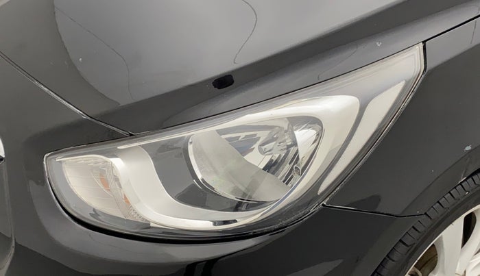2011 Hyundai Verna FLUIDIC 1.6 VTVT SX, Petrol, Manual, 66,646 km, Left headlight - Minor scratches