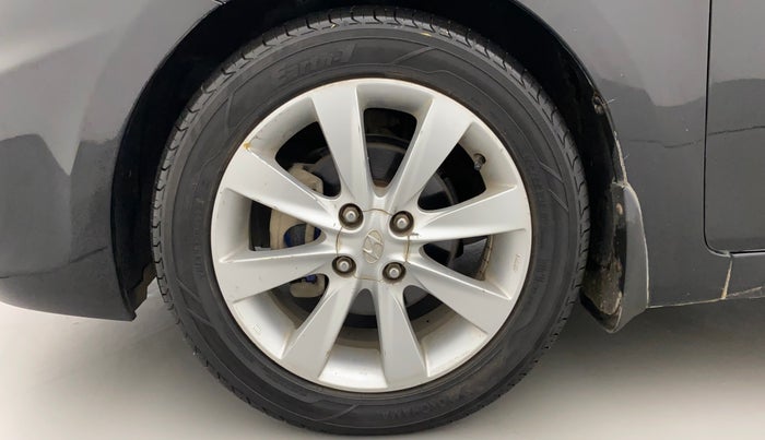 2011 Hyundai Verna FLUIDIC 1.6 VTVT SX, Petrol, Manual, 66,646 km, Left Front Wheel