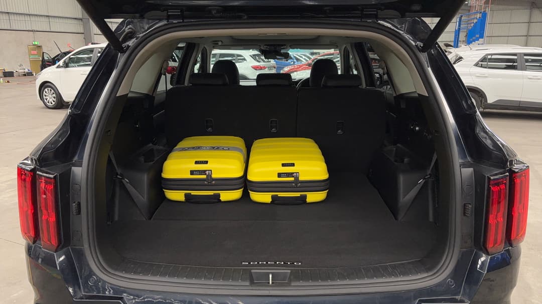 2020 Kia Sorento Gt-line 7 Seat, Automatic, 111613 km, Boot Inside View with Luggage