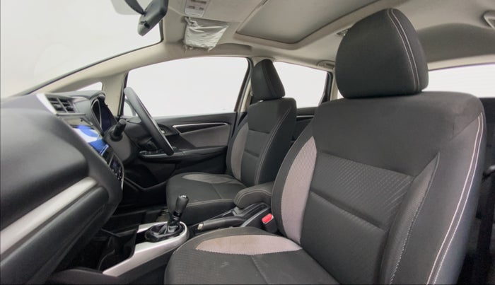 2017 Honda WR-V 1.5 i-DTEC VX MT, Diesel, Manual, 45,633 km, Right Side Front Door Cabin