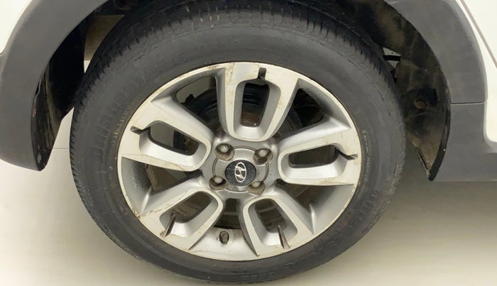 2015 Hyundai i20 Active 1.2 SX, Petrol, Manual, 50,983 km, Right rear tyre - Minor scratches