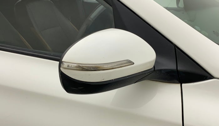 2015 Hyundai i20 Active 1.2 SX, Petrol, Manual, 50,983 km, Right rear-view mirror - Indicator light has minor damage