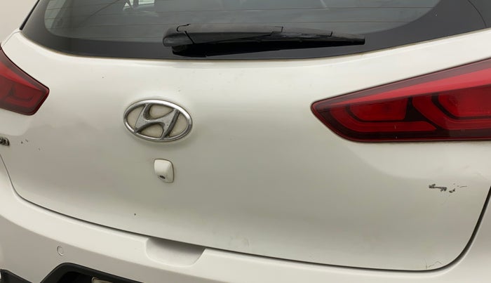 2015 Hyundai i20 Active 1.2 SX, Petrol, Manual, 50,983 km, Dicky (Boot door) - Minor scratches
