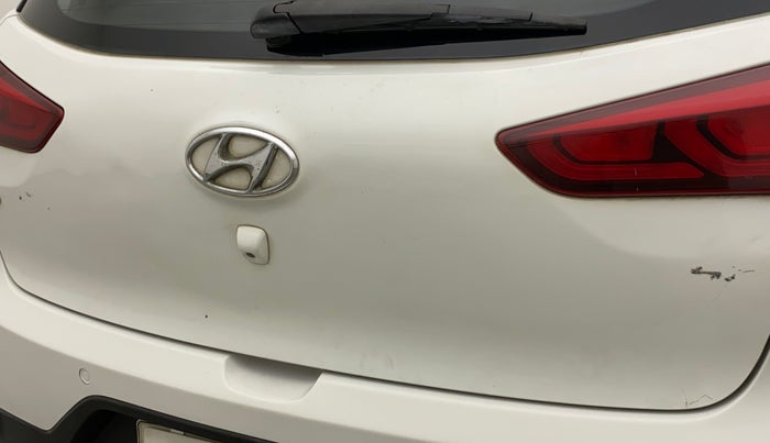 2015 Hyundai i20 Active 1.2 SX, Petrol, Manual, 50,983 km, Dicky (Boot door) - Paint has minor damage