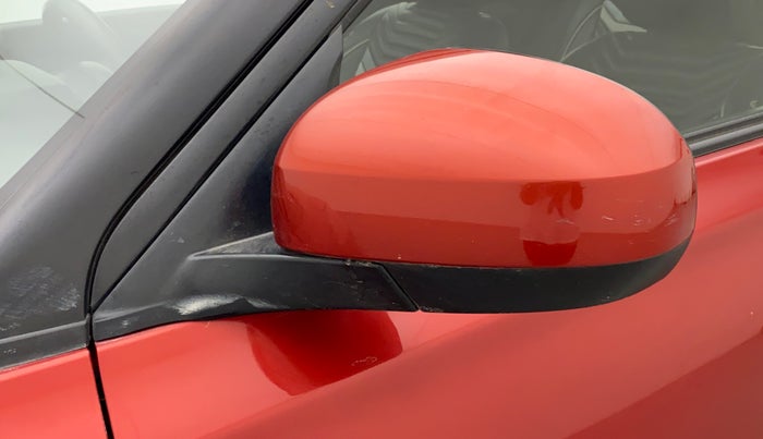 2019 Maruti Vitara Brezza ZDI, Diesel, Manual, 1,02,604 km, Left rear-view mirror - Minor scratches